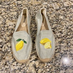 Soludos lemon embroidered slip-on espadrilles. Size 7.5